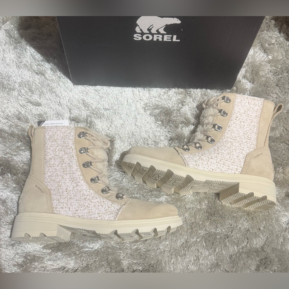 Sorel Beige Lace-Up Women's Combat Boots